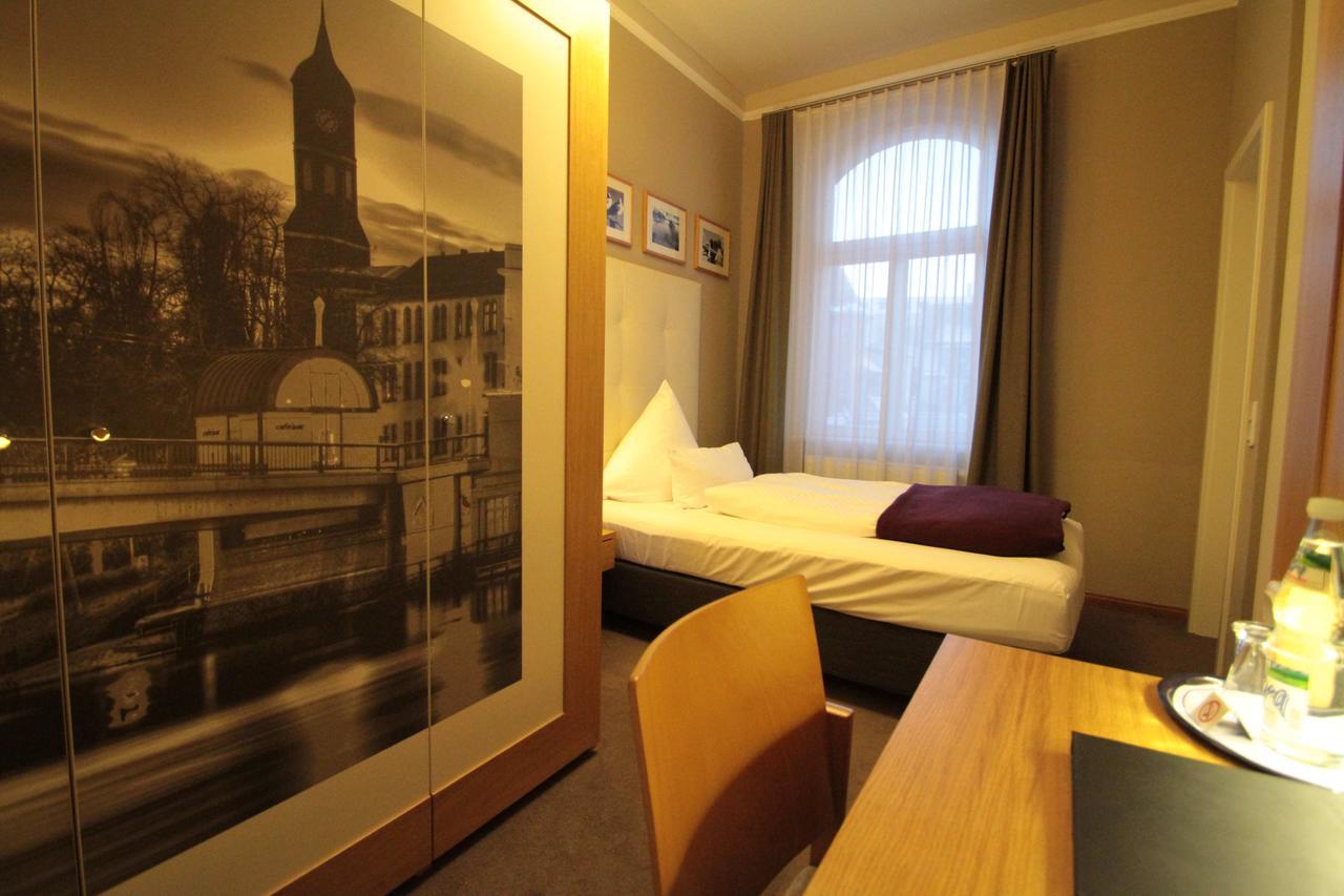 Hotel Am Molkenmarkt Brandenburg  Extérieur photo