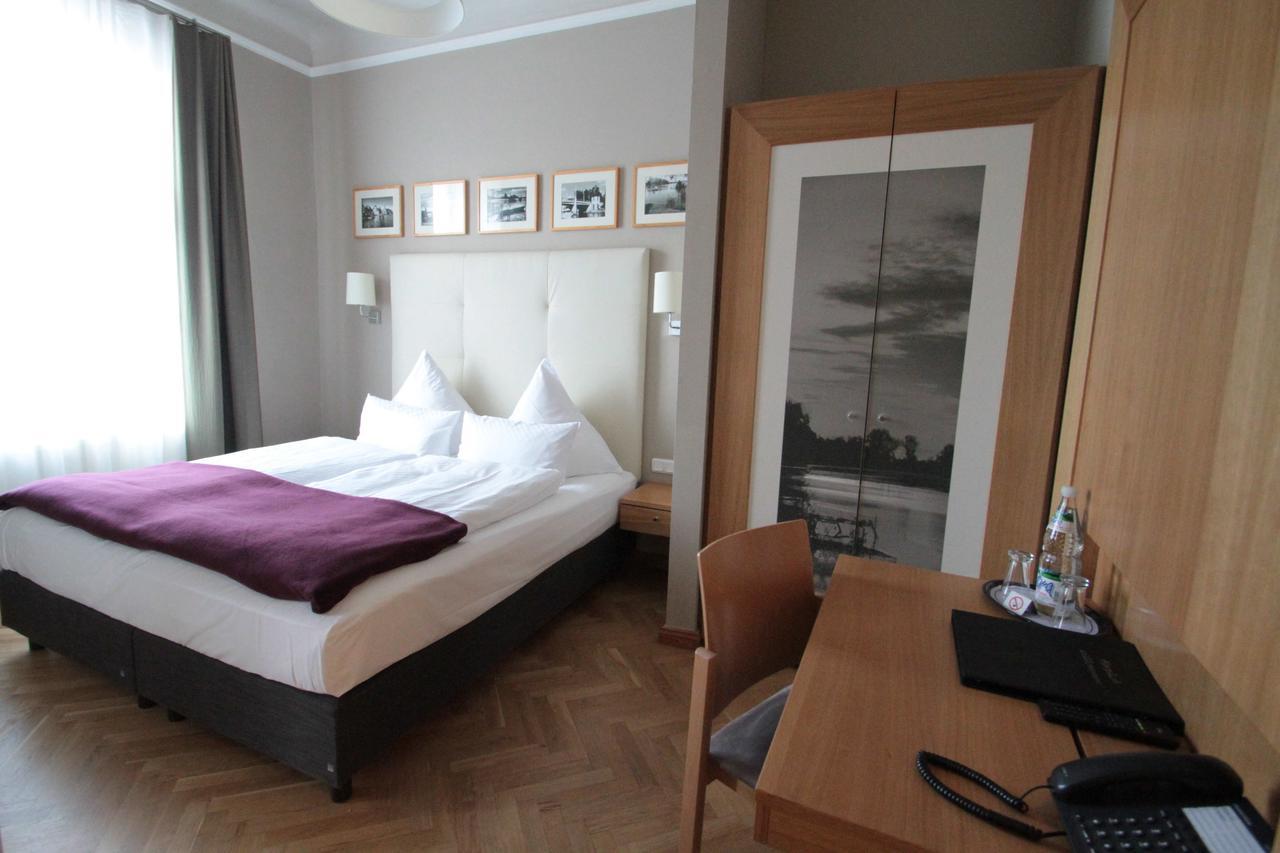 Hotel Am Molkenmarkt Brandenburg  Extérieur photo