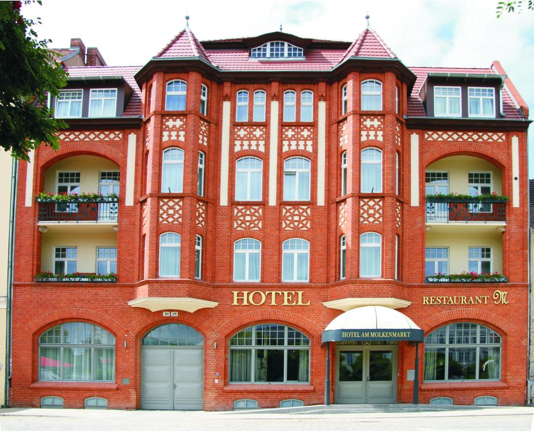 Hotel Am Molkenmarkt Brandenburg  Extérieur photo